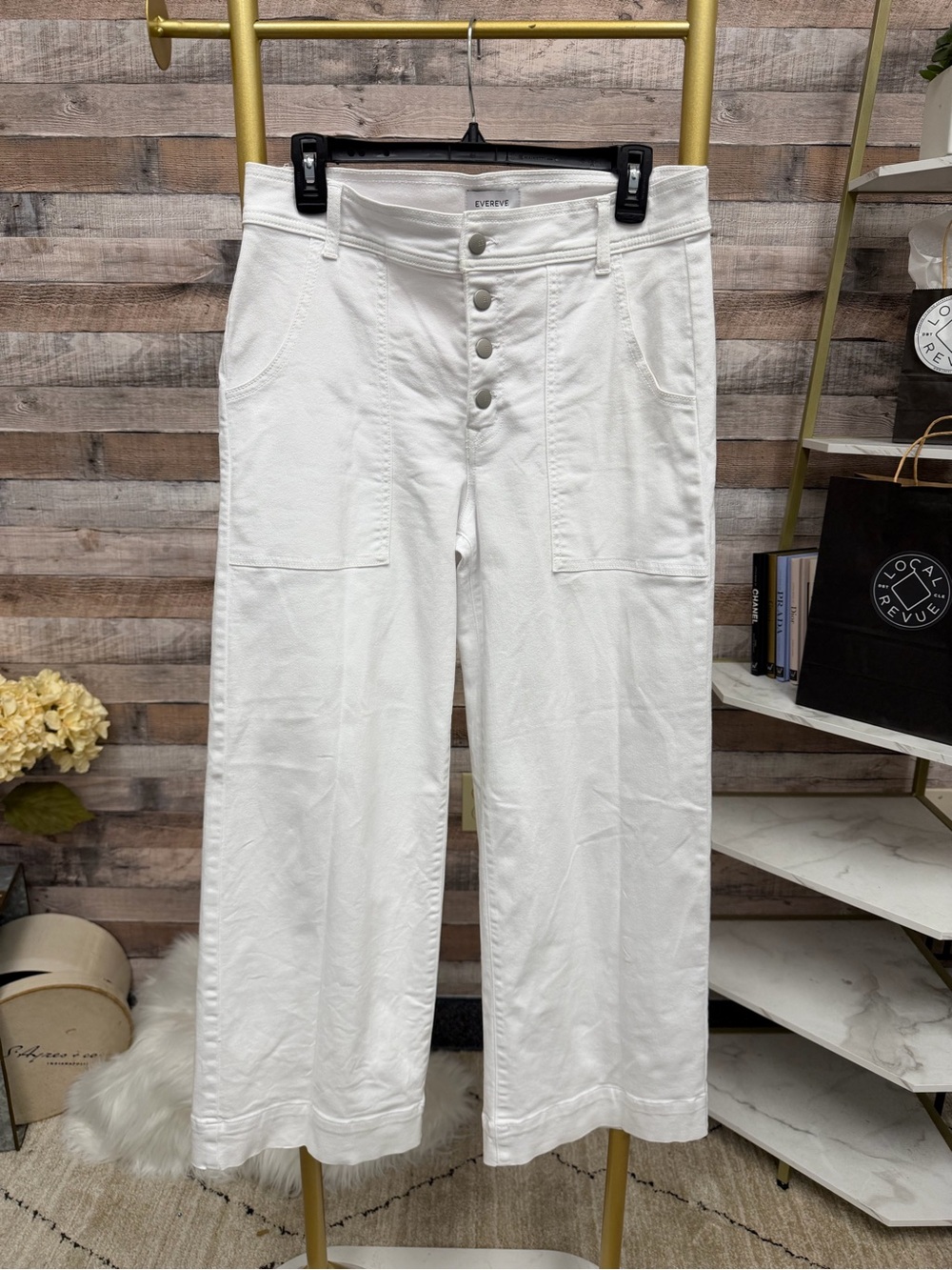 Evereve White Crop Wide Leg Denim 31